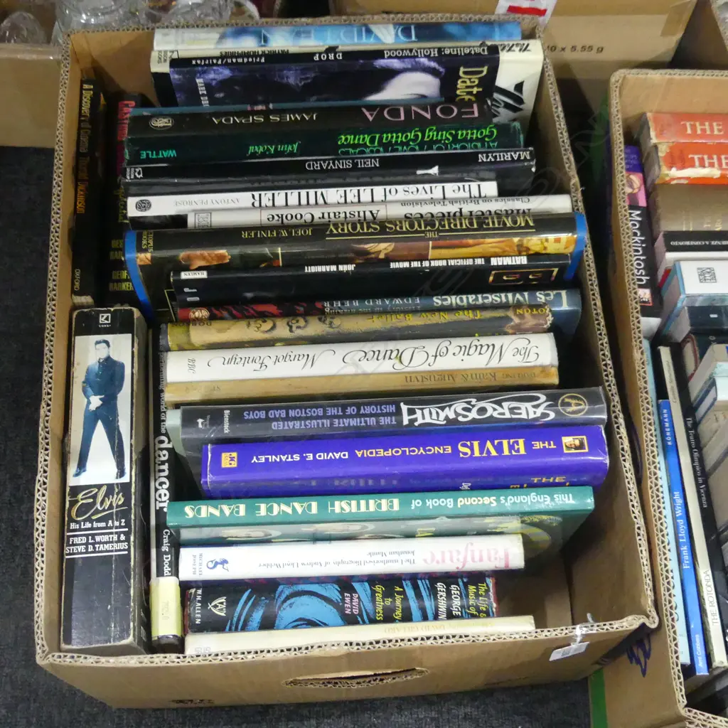 BOX OF BOOKS MOVIES BIOGRAPHIES + SCRIPTS Image 1++