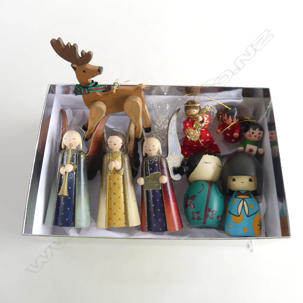 SM BOX 7 CHRISTMAS ANGEL ORNAMENTS, 6 WOODEN HAND PAINTED, 1 GLASS & WOODEN REINDEER + 2 WOODEN JAPANESE DOLLS Image 1++