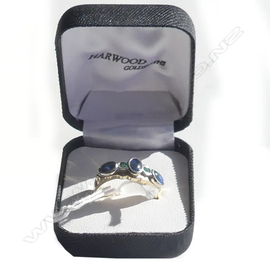 9CT GOLD OPAL/EMERALD & DIAMOND RING Image 1++