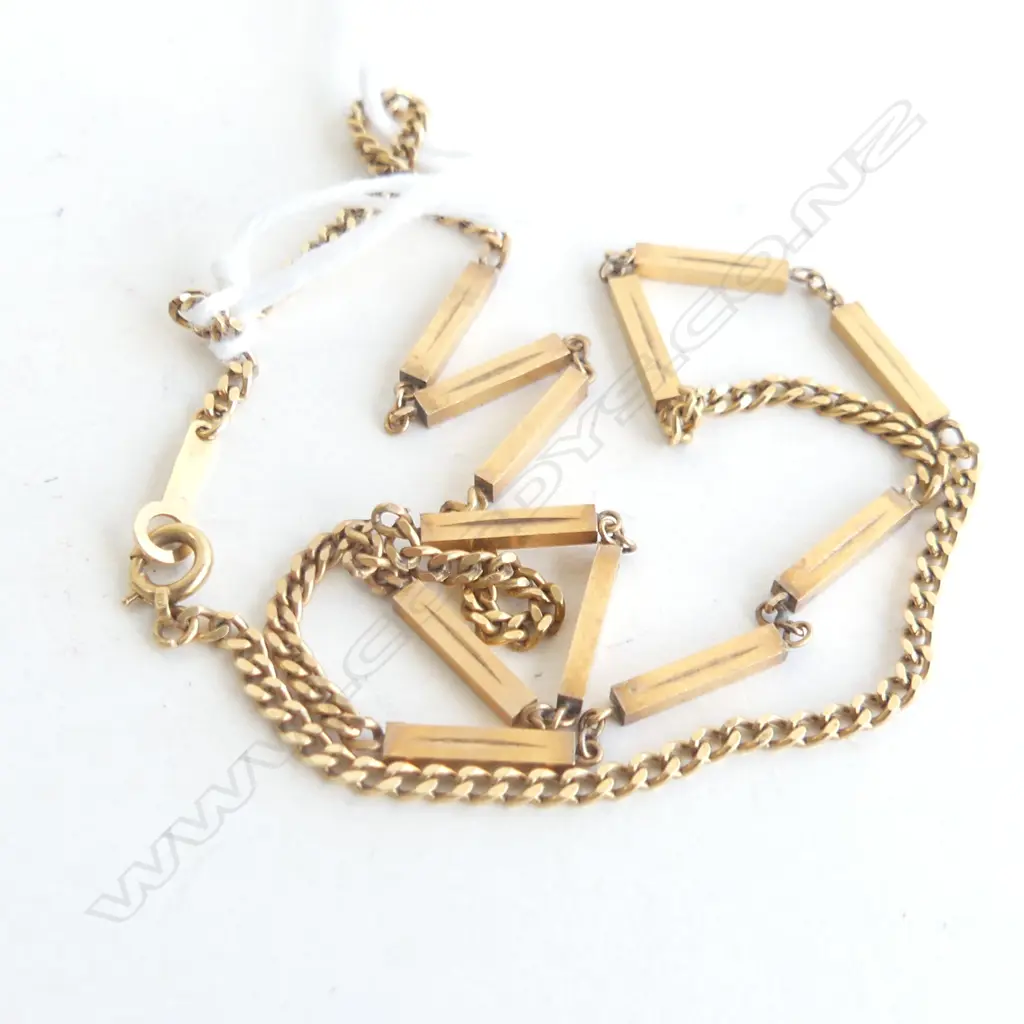 18CT SQUARE BAR CHAIN NECKLACE 8.4 GRAMS  40CM Image 1++