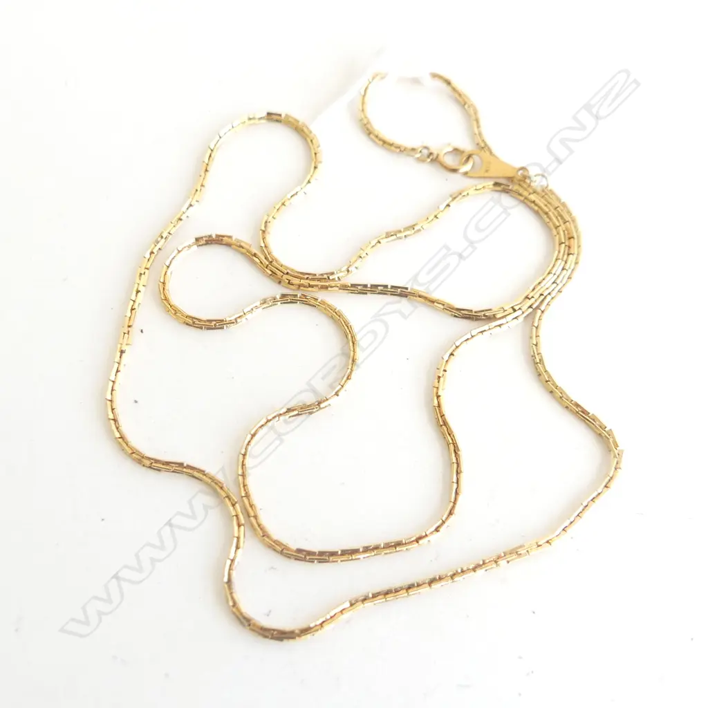 18 CT GOLD NECKLACE 9.4 GRAMS  60CM Image 1++