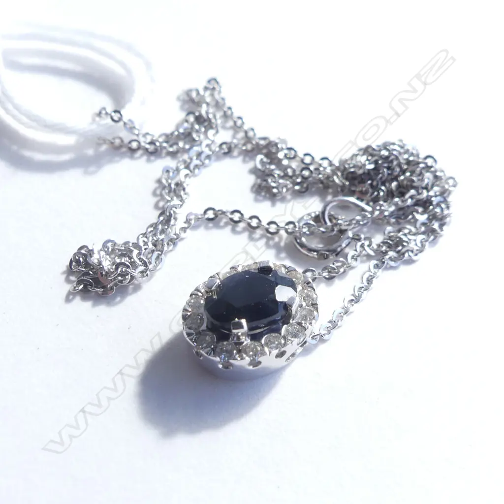 9CT WHITE GOLD & SAPPHIRE/DIAMOND CLUSTER PENDANT & CHAIN (FAULT TO CHAIN) Image 1++