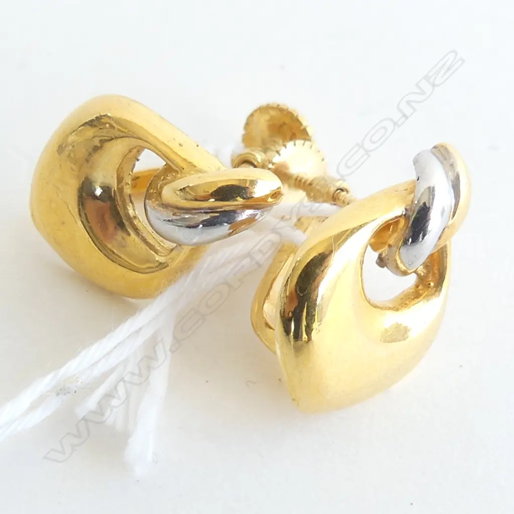 PR 20CT SCREW ON EARRINGS 9.2 GRAMS Image 1++