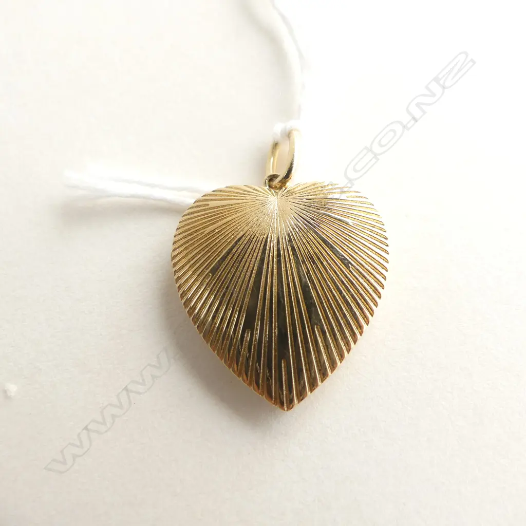 9CT YELLOW GOLD HEART PENDANT3.4GMS Image 1++