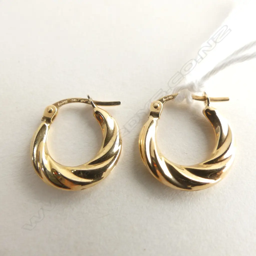 9CT YELLOW GOLD HOOP EARRINGS 0.8GMS Image 1++