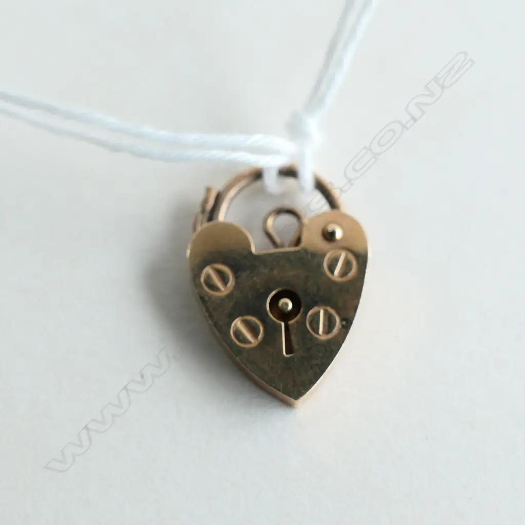 9CT GOLD CLASP PADLOCK  1.59GMS Image 1++