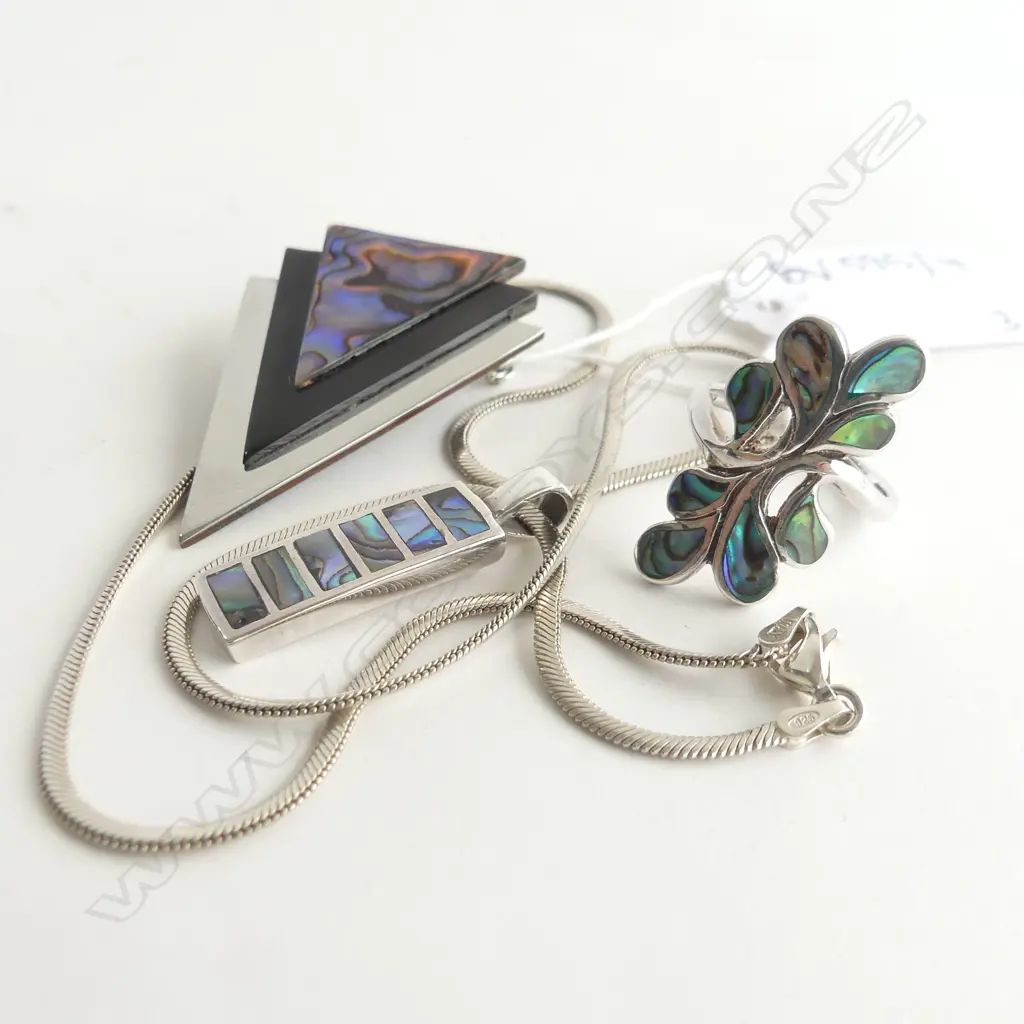 3 PCES STG & PAUA JEWELLERY; BROOCH (not marked), RING & PENDANT NECKLACE 24 GRAMS Image 1++
