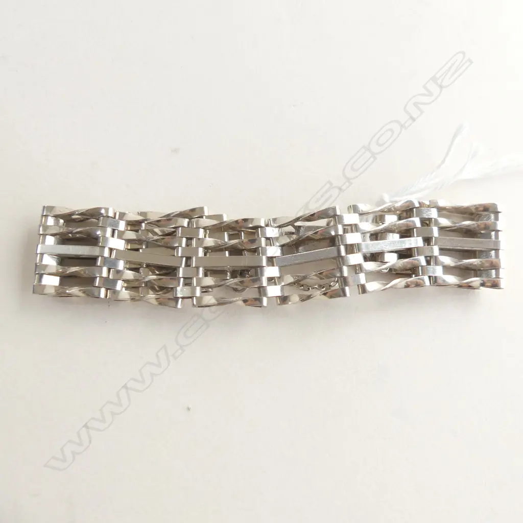 SILVER GATE BRACELET  Image 1++