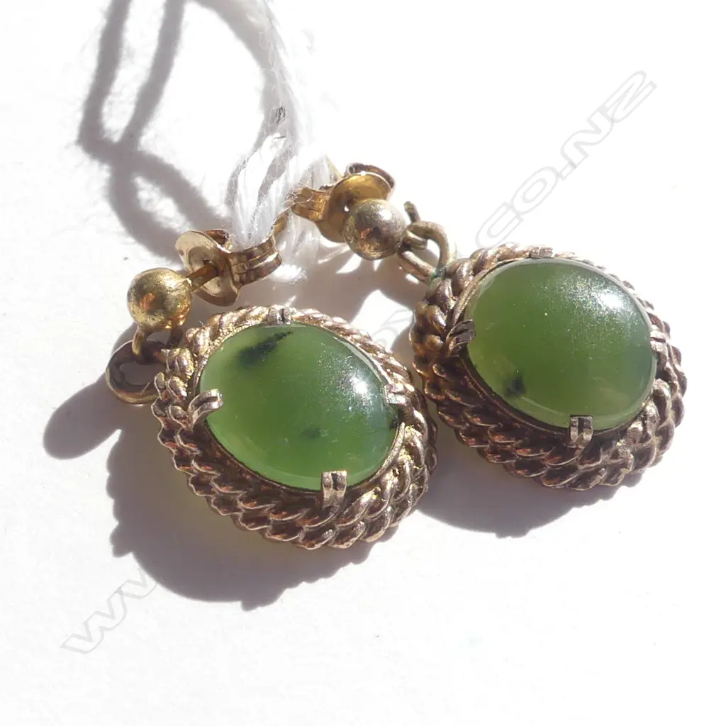 PR VINTAGE 9CT GOLD & POUNAMU PR EARRINGS Image 1++