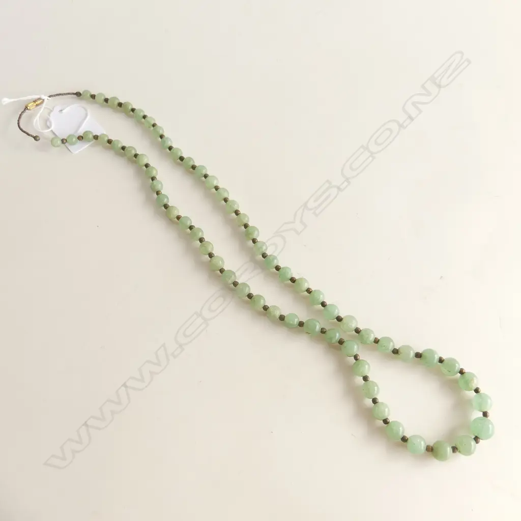 JADE BEAD NECKLACE  Image 1++