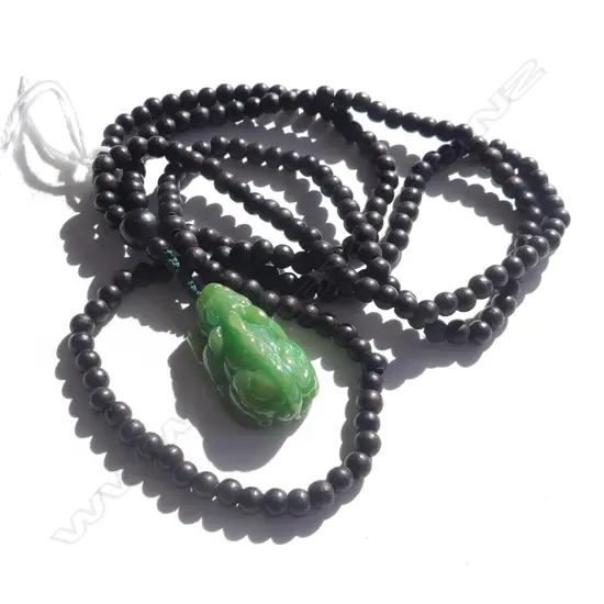 CHINESE BRIGHT GREEN JADEITE BEAST PENDANT W CERTIFICATE on bead necklace