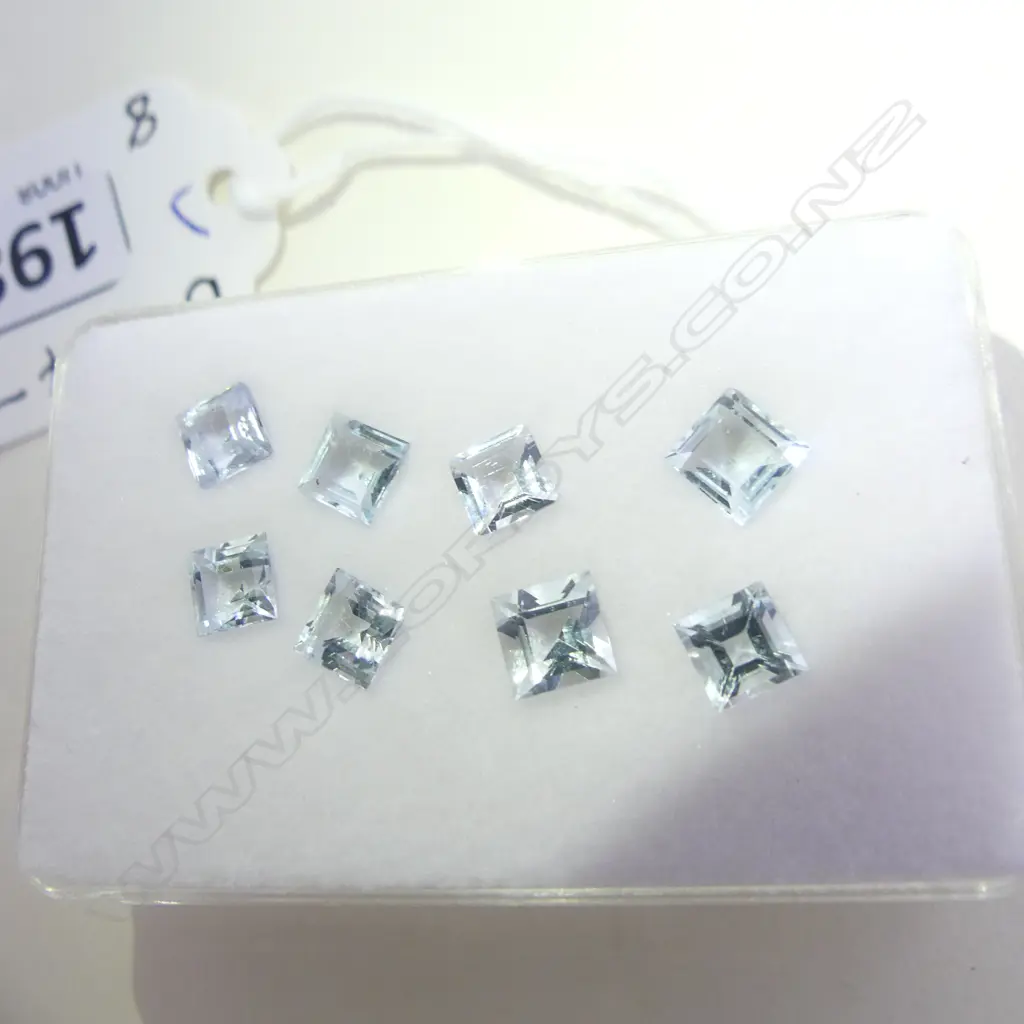 8 SQUARE AQUAMARINE STONES, 5CT Image 1++