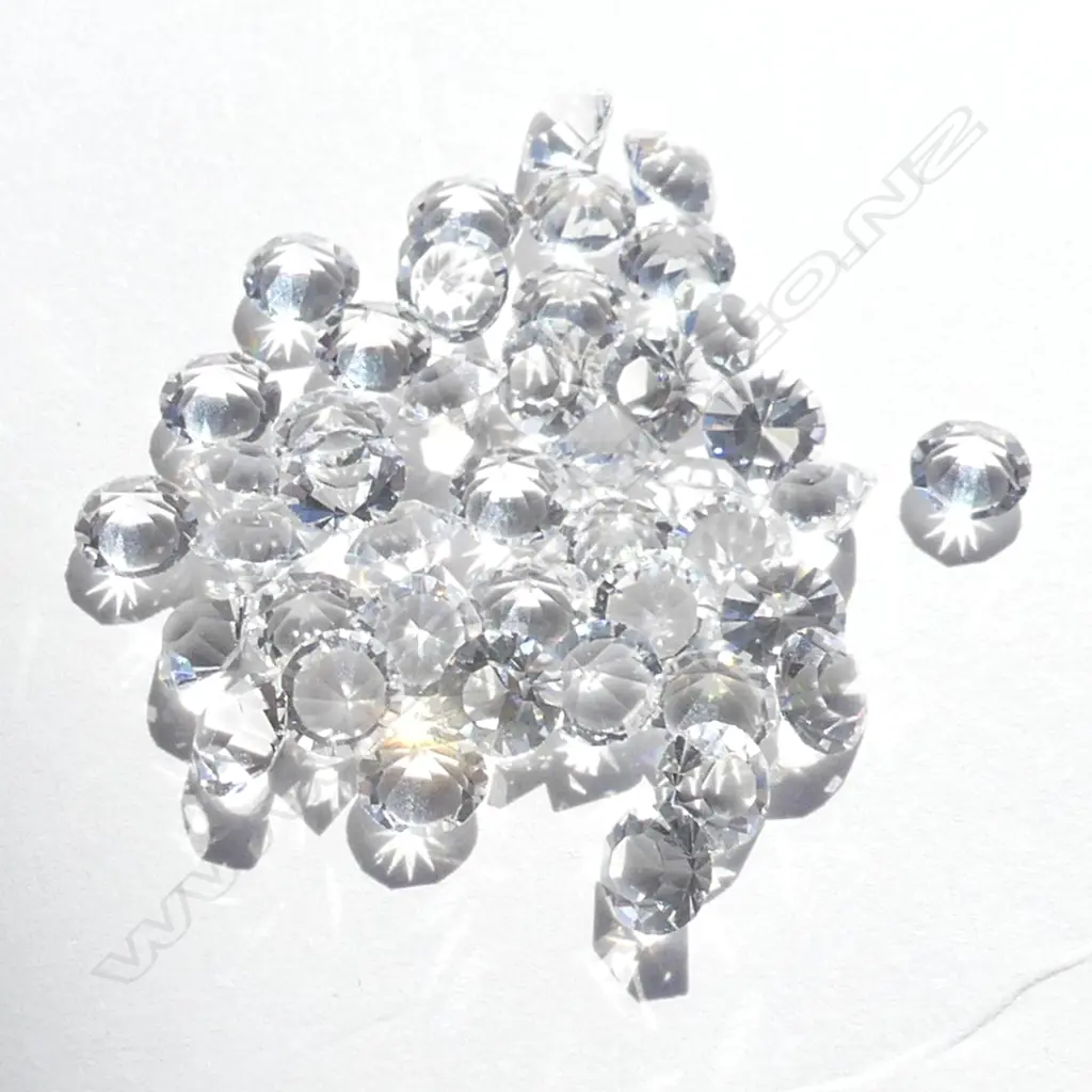 BOX VINTAGE CUBIC ZIRKONIA / 4MM Image 1++