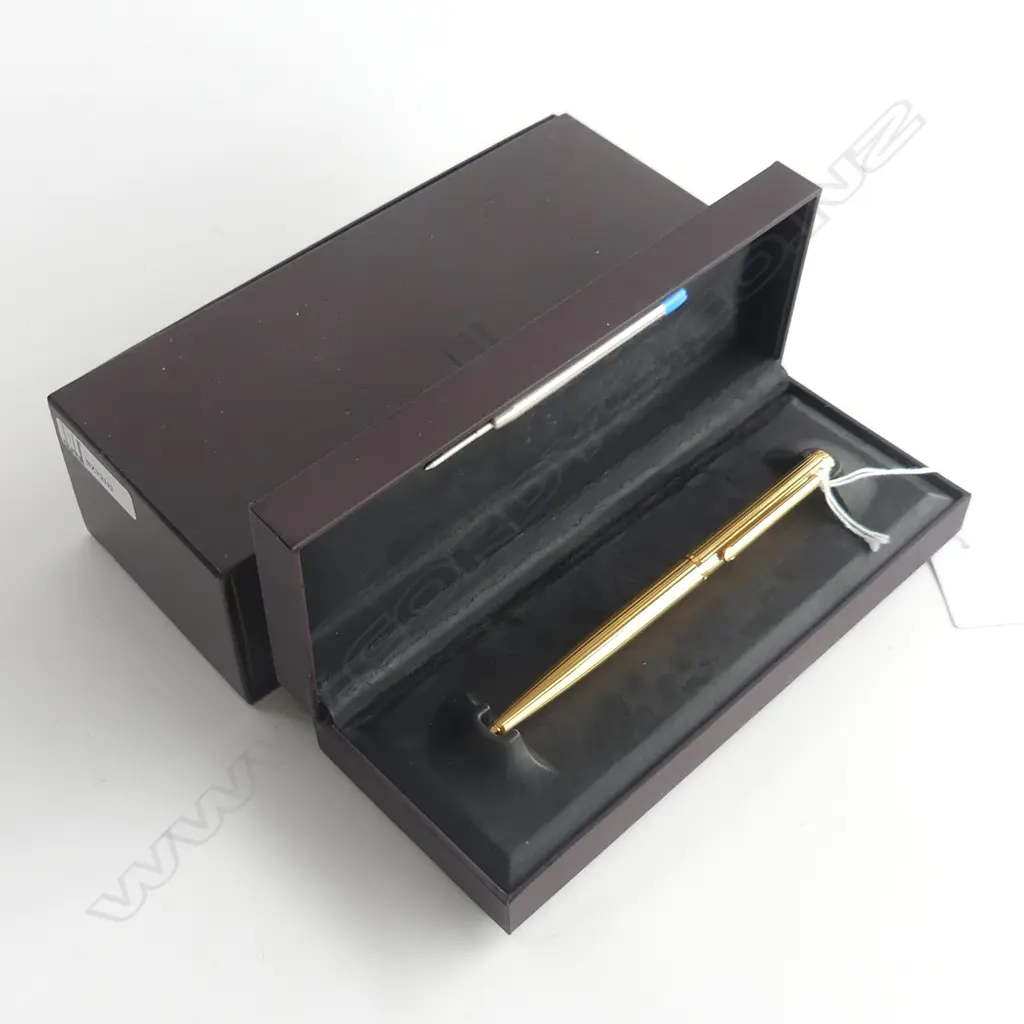 DUNHILL GOLD PLATE ROLLER BALL PEN BOXED Image 1++