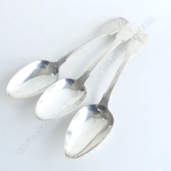 3 GEORGIAN STG SILVER DESSERT SPOONS, LONDON 105 GRAMS (21003)