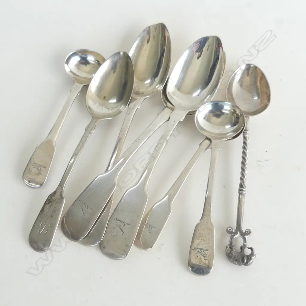 6 GEORGIAN STG SILVER SPOONS 89 GRAMS + 2 OTHER (21003) Image 1++