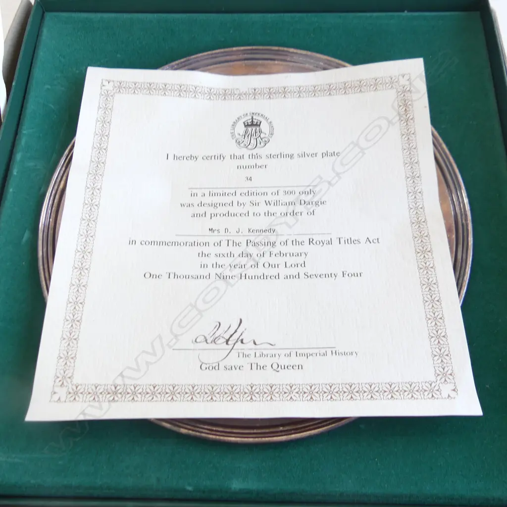 STERLING SILVER COMMEMORATIVE PLATE (BOXED WITH CERT 34/300 363gm Image 1++