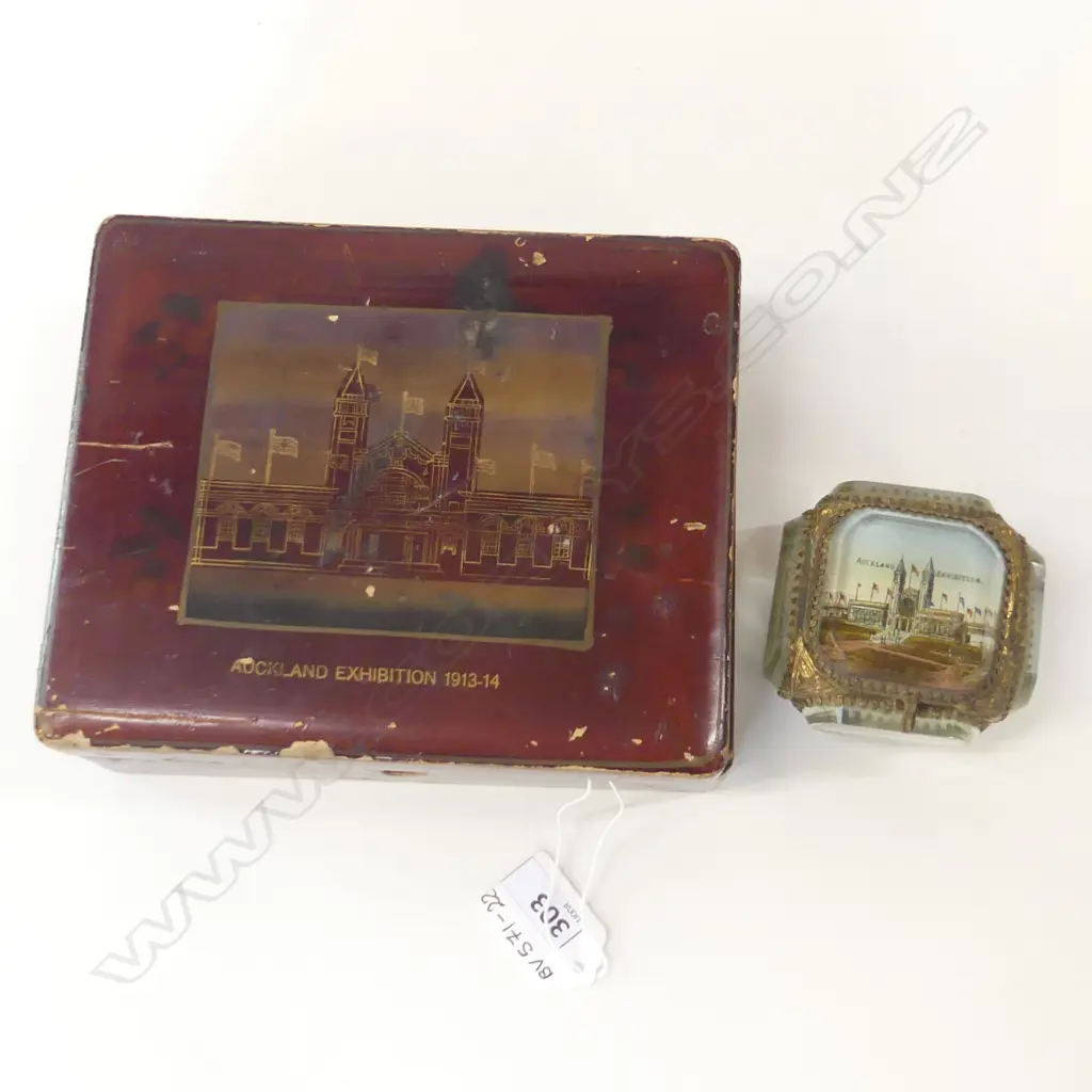VINTAGE ENAMEL AUCKLAND EXHIBITION 1913-14 LIDDED BOX + CONTENTS  A/F Image 1++
