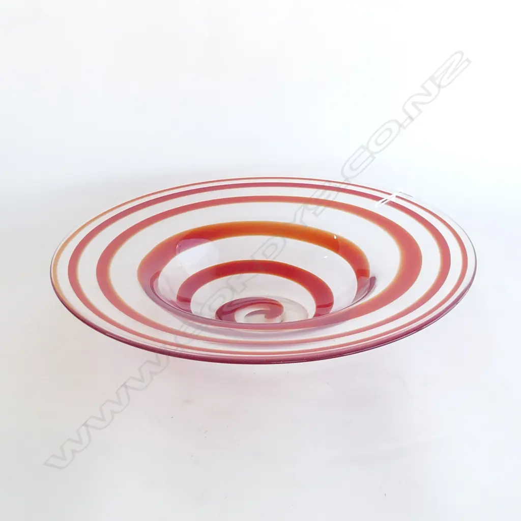 LGE MODERN HANDBLOWN RED & CLEAR SWIRL ART GLASS FLARED DISH Dia.440mm. Image 1++