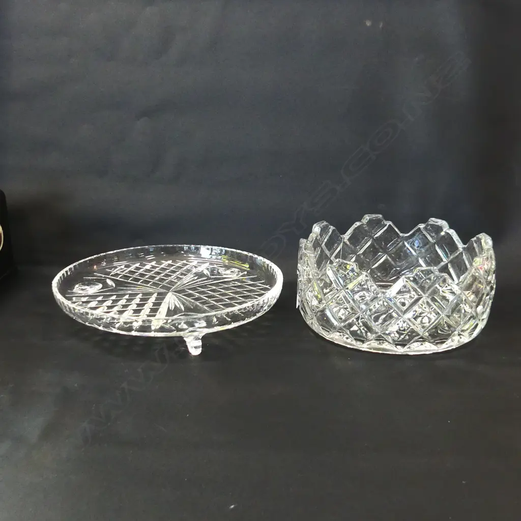 CUT CRYSTAL BOWL (DIA 180MM) + CAKE PLATE (DIA  215MM) Image 1++