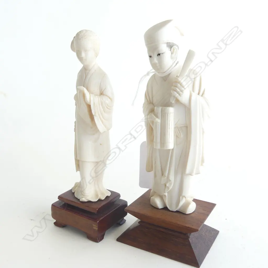 2 IVORY FIGURES ON WOODEN STANDS H.125mm Image 1++