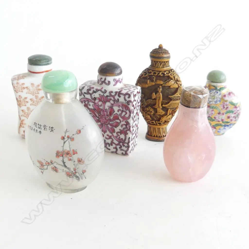 6 ASST. ORIENTAL SNUFF BOTTLES; CERAMIC, GLASS, RESIN, ROSE QUARTZ H.75mm Image 1++