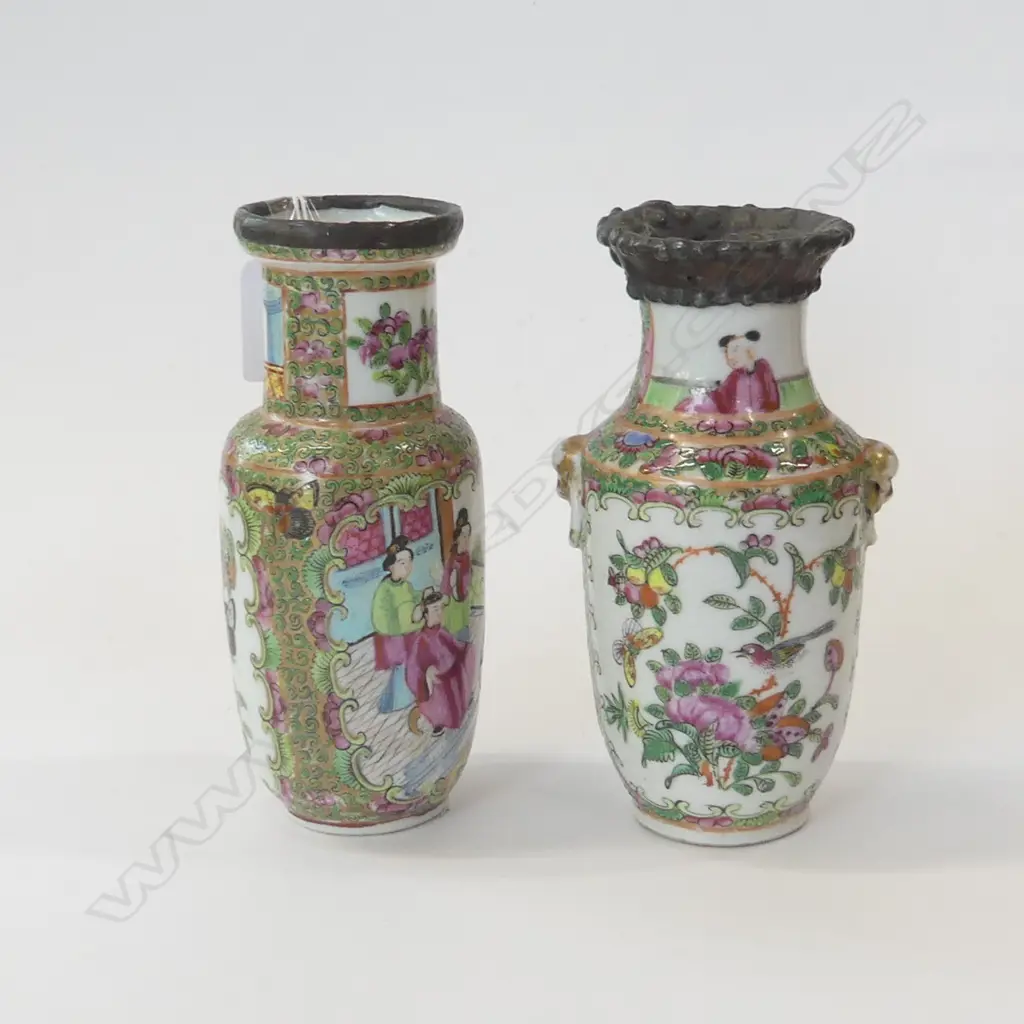 TWO FAMILLE ROSE VASES Image 1++