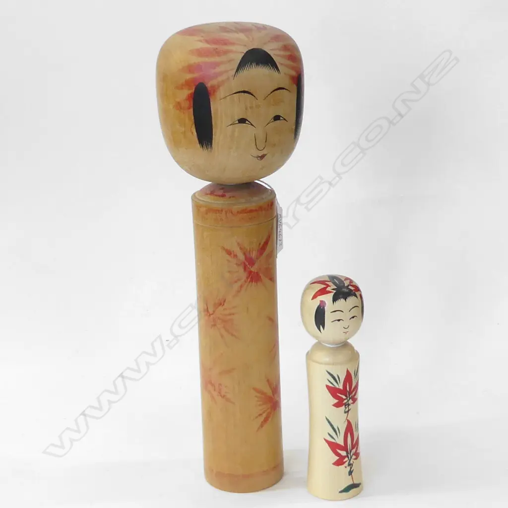 2 JAPANESE KOKESHI DOLLS Image 1++