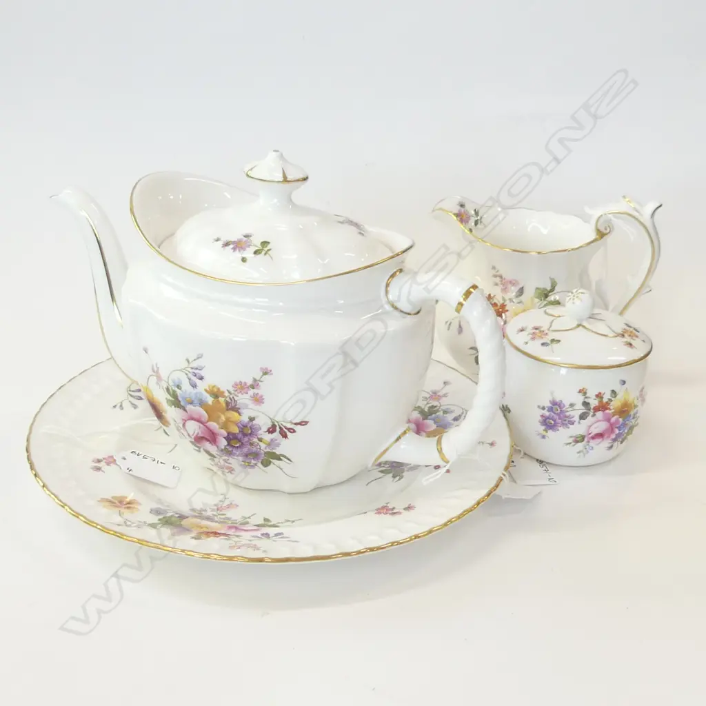 ROYAL CROWN DERBY, DERBY POSIES LG TEA POT (6-8 CUP) JUG & LIDDED SUGAR BOWL & PLATE (DIA 265MM Image 1++
