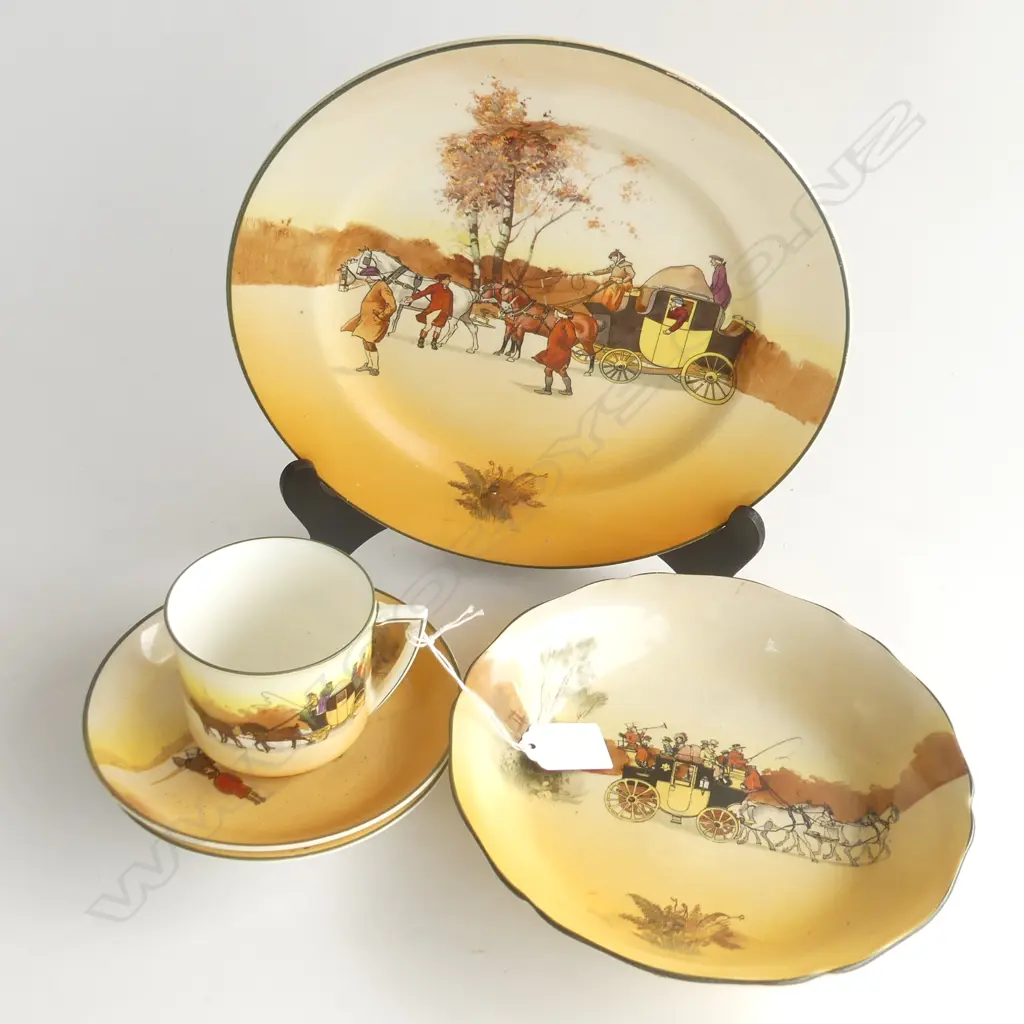 5 PCES ROYAL DOULTON 'COACHING DAYS'; PLATE 235mm dia, BOWL, 2 SAUCERS, CUP (AK21105) Image 1++