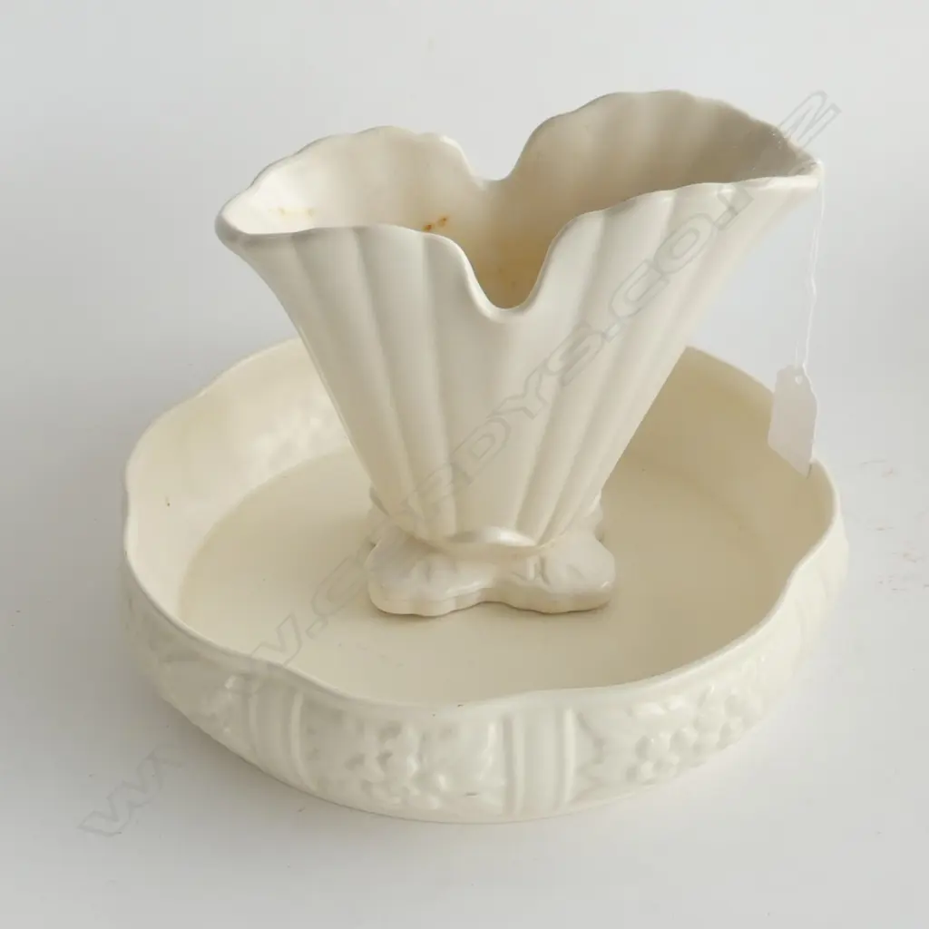 2 PCES WHITE CHINA; SPODE BOWL 240mm dia, SHORTER VASE H.150mm Image 1++