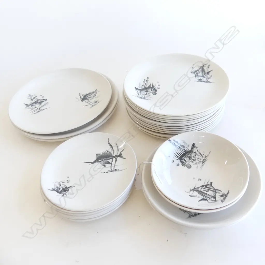 27 PCS CROWN LYNN NEPTUNE PATTERN IRONSTONE ASST PLATES & BOWLS Image 1++