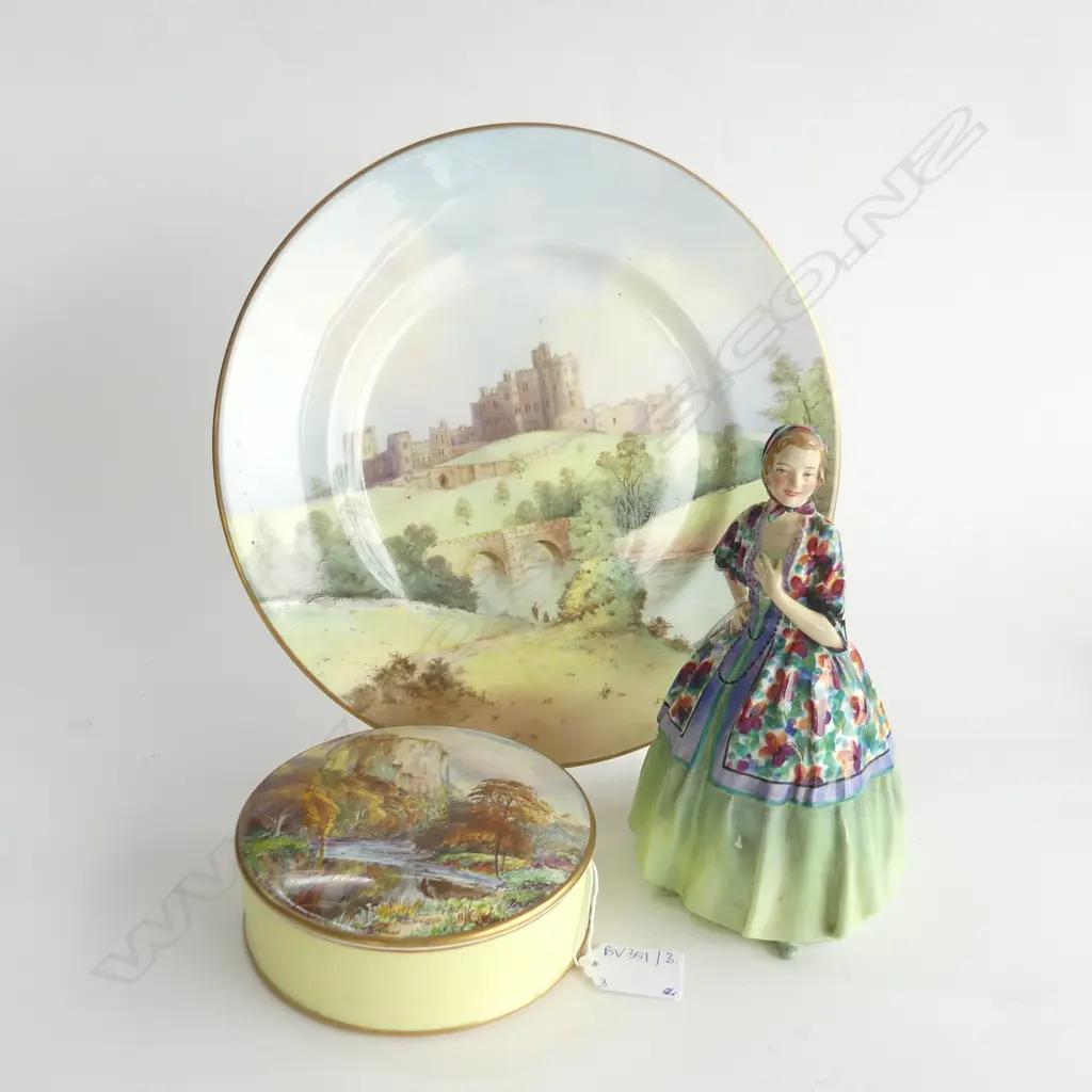 MINTON ALNWICK CSTLE PLATE G.PEAKE, R. CRWN DRBY W. J. DEAN H/PAINTED BOX 130mm dia + R. DLTN JASMINE H.190mm hairlines Image 1++