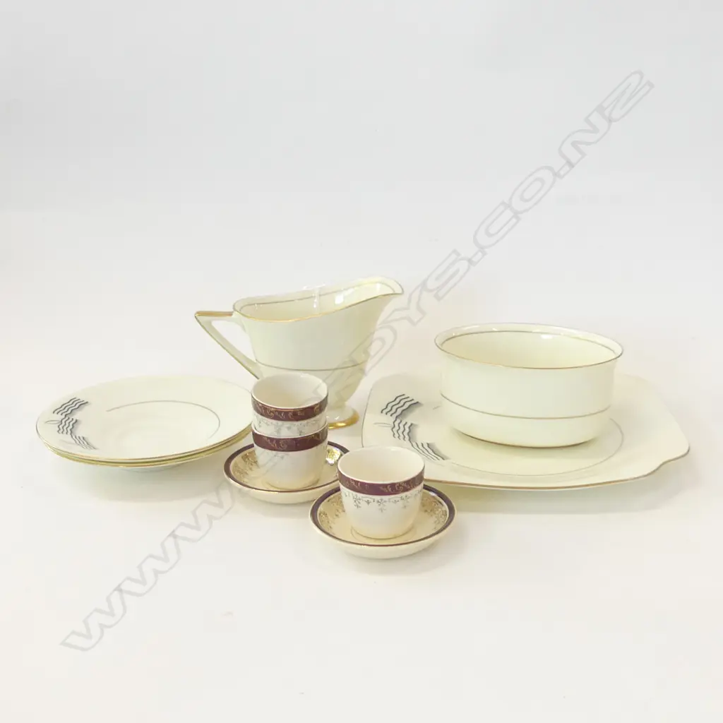 CHINA LOT ROYAL DOULTON ETC 10PCE Image 1++