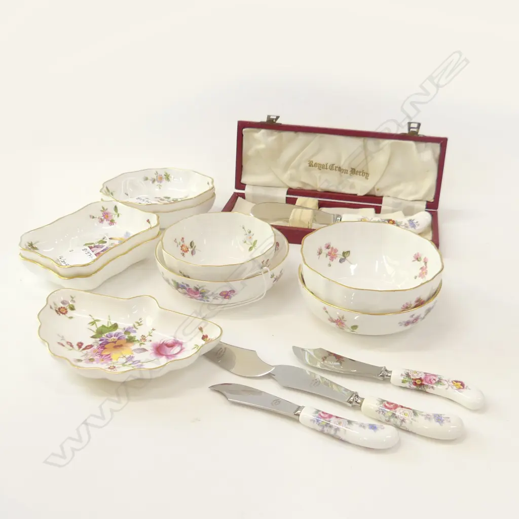 ROYAL CROWN DERBY, DERBY POSIES ASST SM DISHES (9) & PATE KNIVES (5) Image 1++
