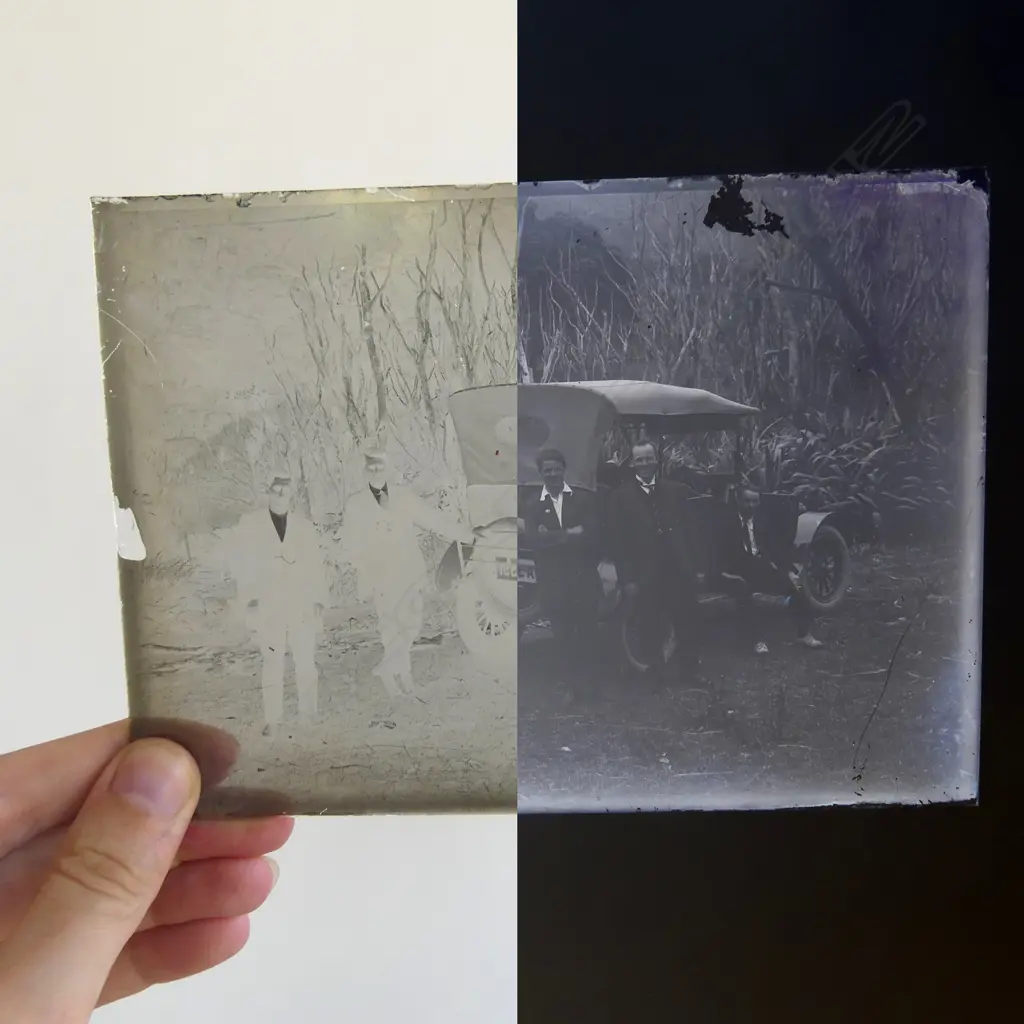 8 EARLY 20thC GLASS PHOTOGRAPHIC PLATES; FAMILY SHOTS Image 1++