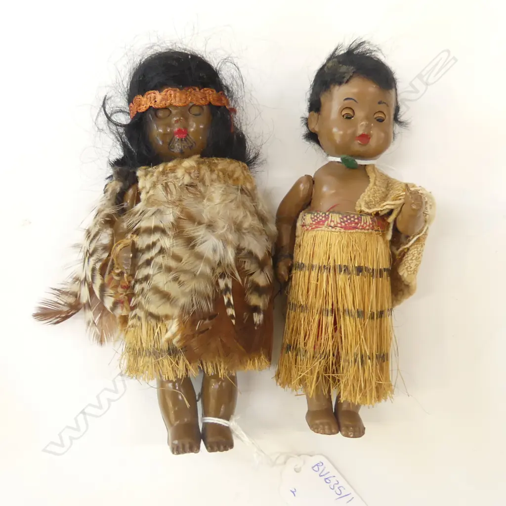 PAIR OF VINTAGE DOLLS IN MAORI COSTUME Image 1++