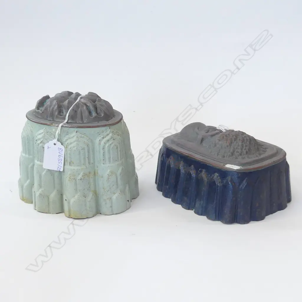 TWO  METAL VICTORIAN JELLY MOULDS Image 1++