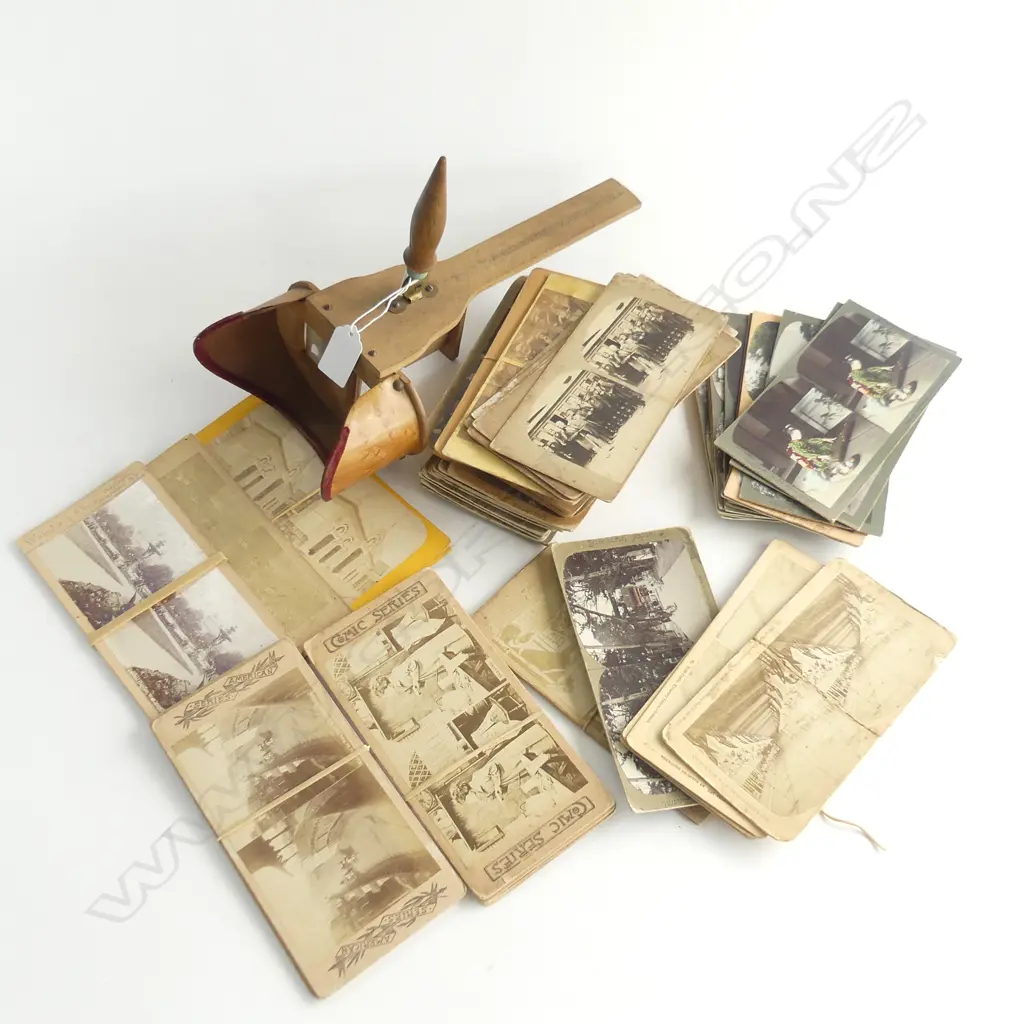 ANTIQUE STEREOSCOPE & CARDS Image 1++