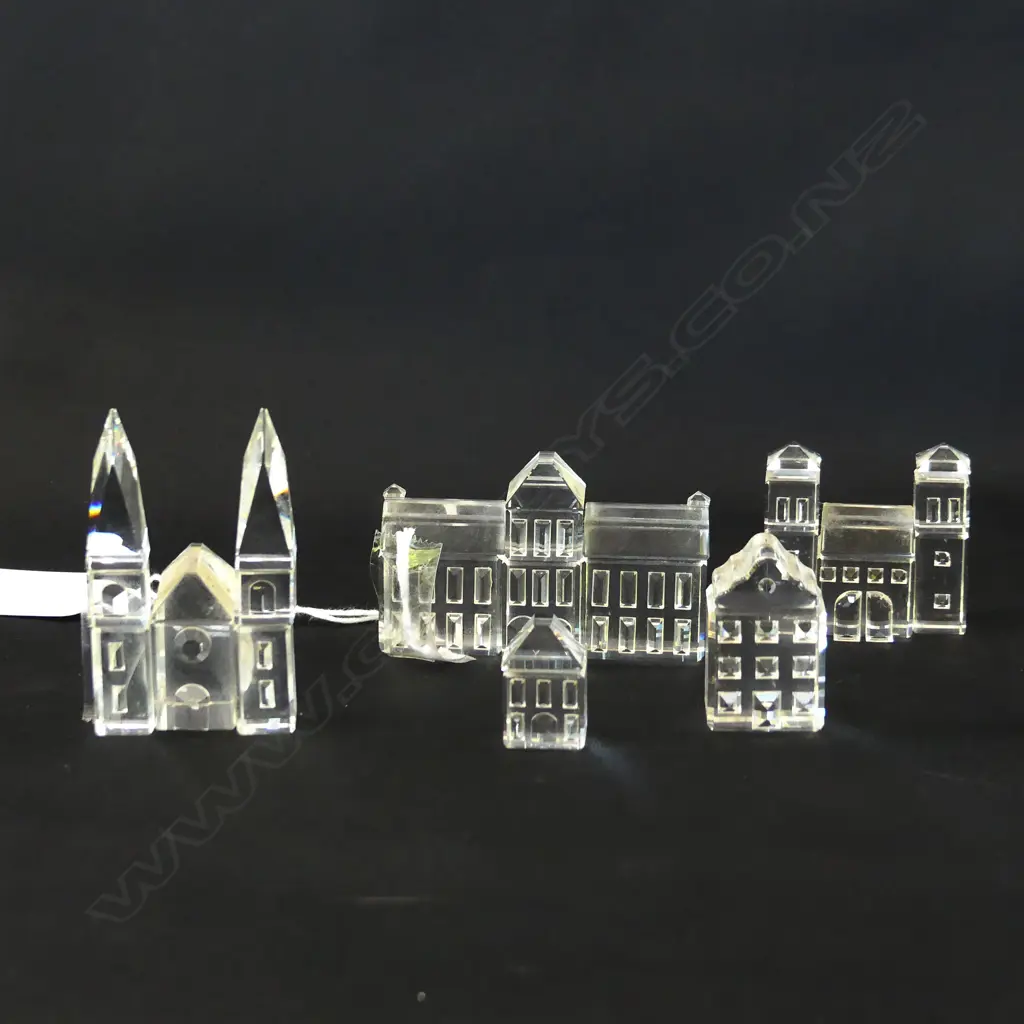 4 SWAROVSKI CRYSTAL BUILDINGS INCL CATHEDRAL (H. 60MM)  - ALL IN ORIGINAL BOXES Image 1++