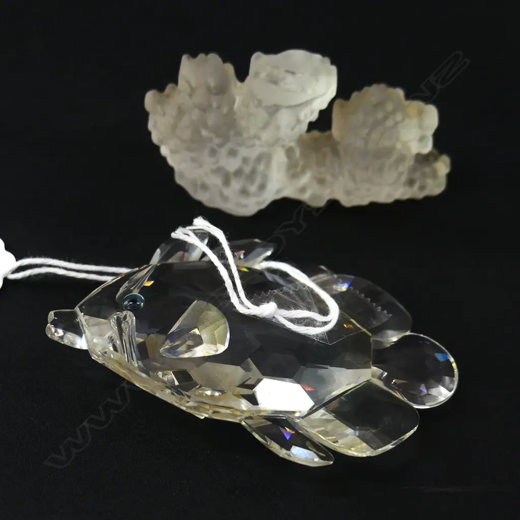 SWAROVSKI CRYSTAL FISH ON CORAL (A/F) IN ORIGINAL BOX Image 1++