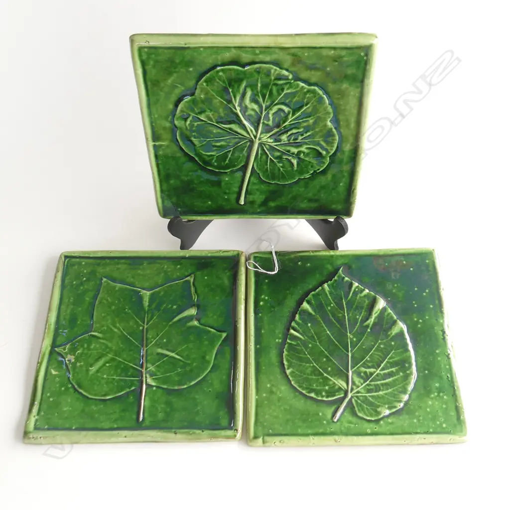 3 TONY SLY GREEN GLAZED POTTERY LEAF TILES 200x200mm Image 1++