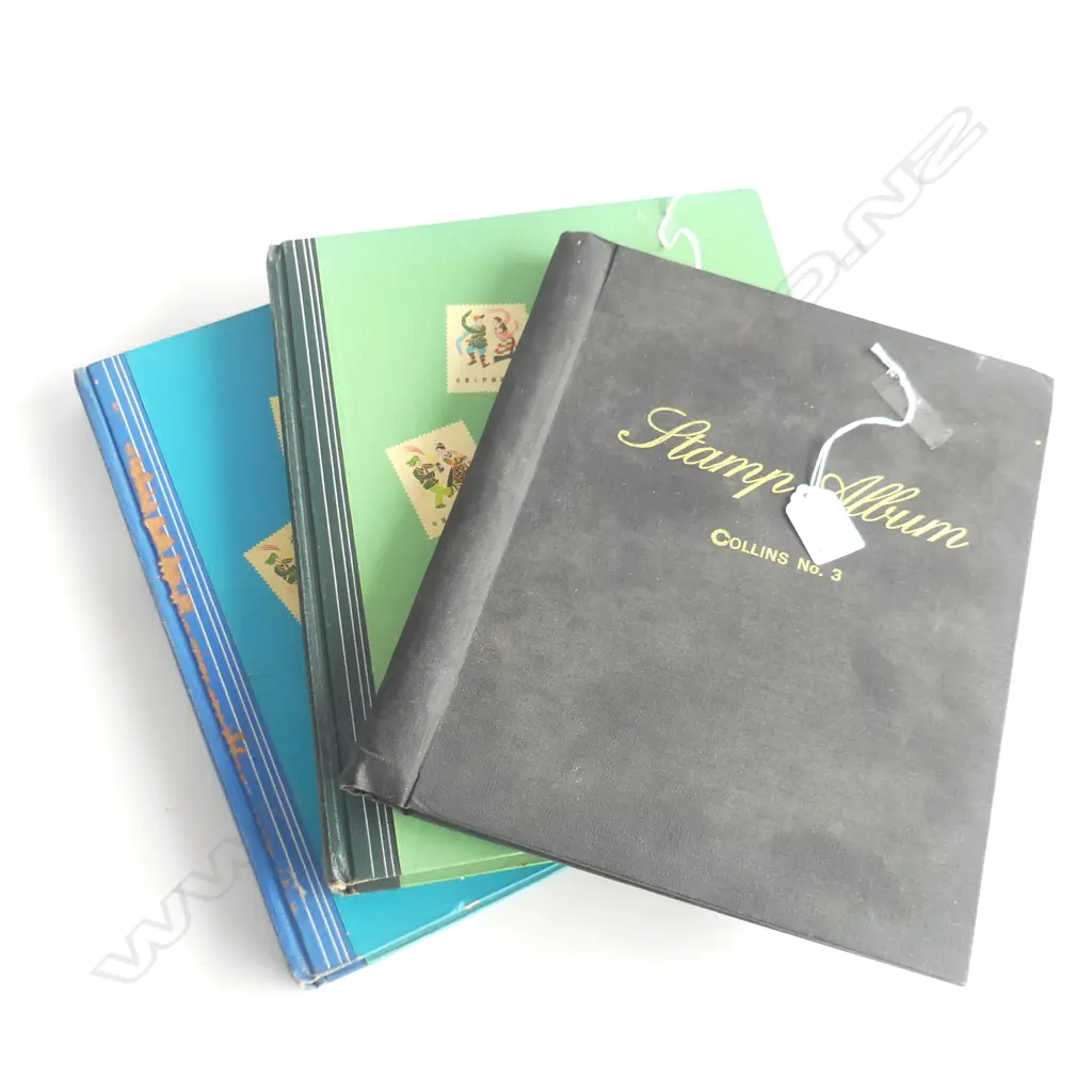 3 STAMP ALBUMS WORLD STAMPS Image 1++