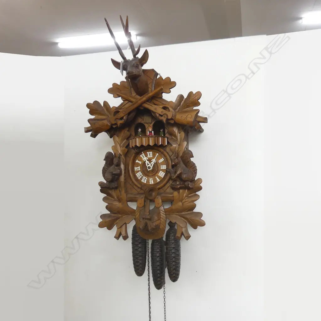 VINTAGE BLACK FOREST COOKCO CLOCK WITH CARVED SQUIRELS 660 MM Image 1++