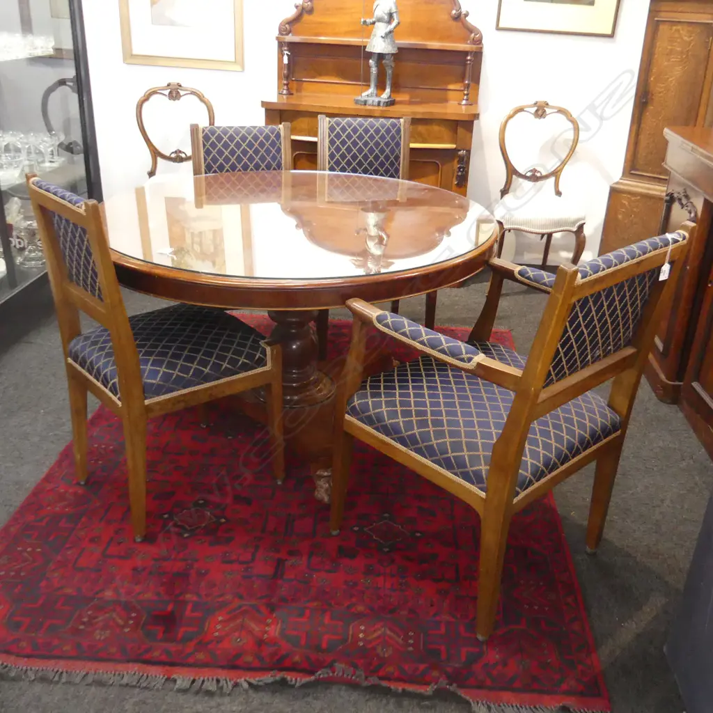 4 UPHOLSTERED DINING CHAIRS INCL CARVER Image 1++