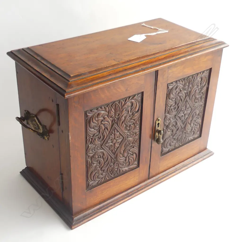 LATE VICTORIAN OAK SMOKERS CABINET FITTED W many pipes etc Image 1++