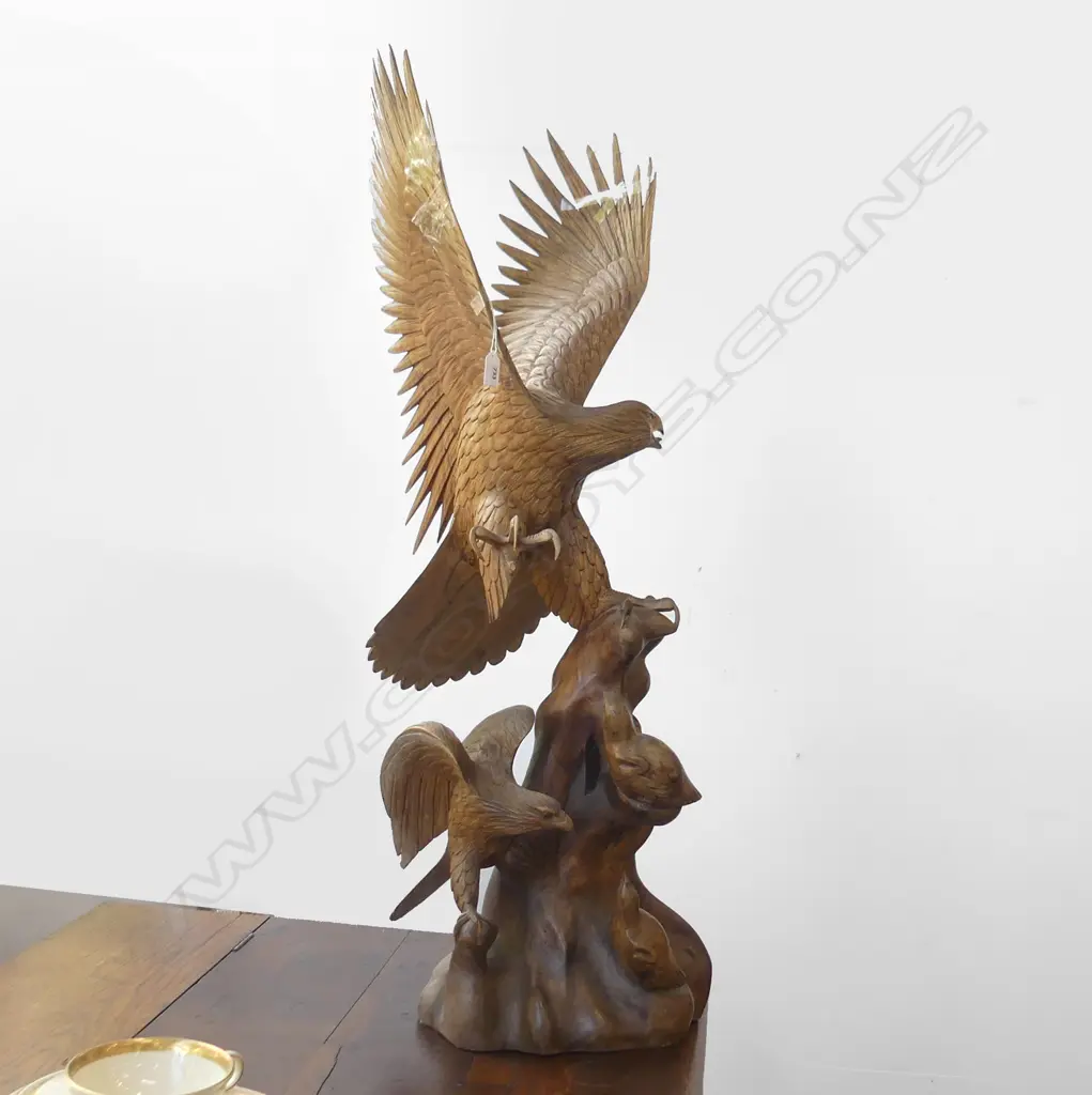LG CARVED WOODEN EAGLE SCULPTURE H. 1000MM (REPAIRS NEEDED TO WINGS OF LARGE EAGLE) Image 1++