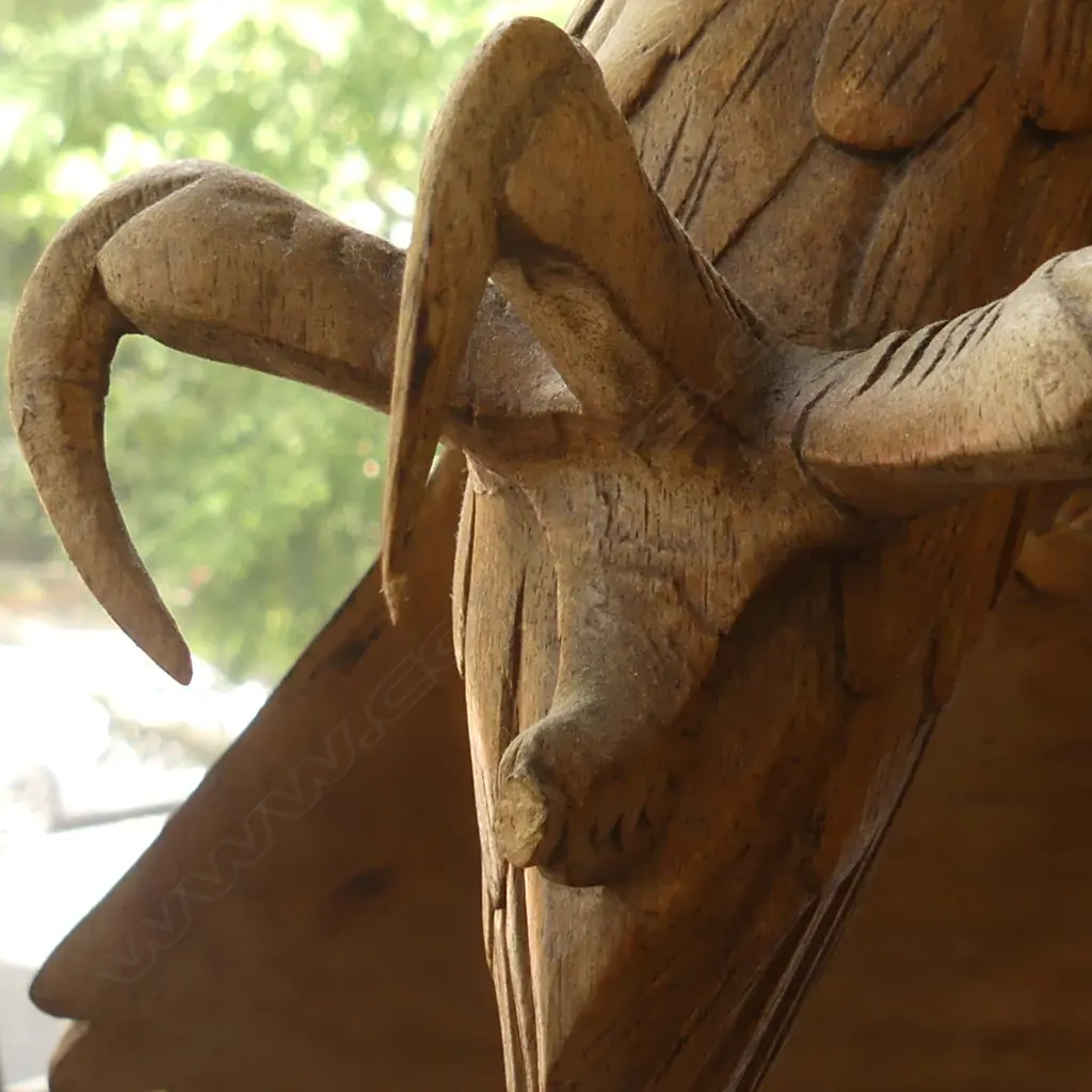LG CARVED WOODEN EAGLE SCULPTURE H. 1000MM (REPAIRS NEEDED TO WINGS OF LARGE EAGLE) Image 1++