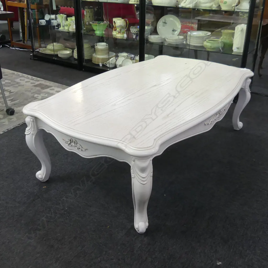 FRENCH PROVENCIAL COFFEE TABLE 138CMX85CMX46CM Image 1++