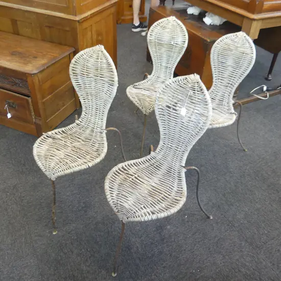 4 RONDEL 'PEANUT' CHAIRS AF